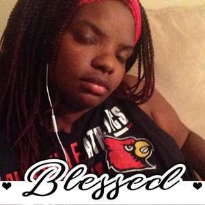 Meet your Posher, Domeeka